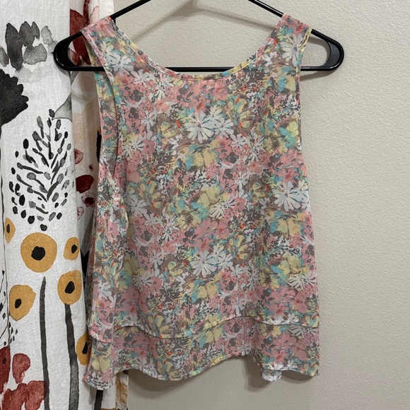 Women’s Frenchi Blouse Set: Pastel Floral and a Black & White Paisley. Size S - Picture 3 of 10